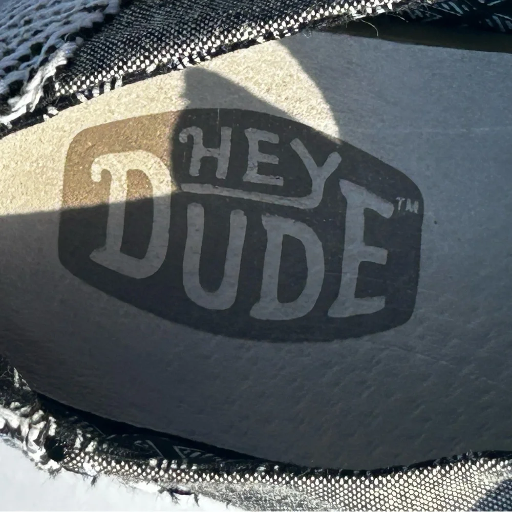 Hey Dude Wendy Chambray Woven Grey White Shoes Women’s Size 8 - Picture 6 of 10